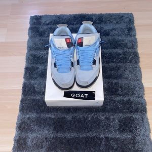 unc Jordan 4s size 8.5 men’s used